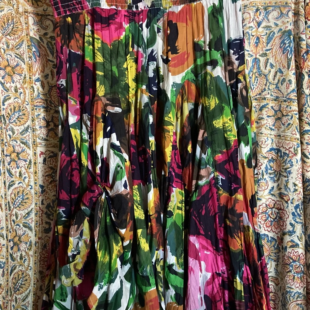 Women's Floral Skirt (full mid shin)